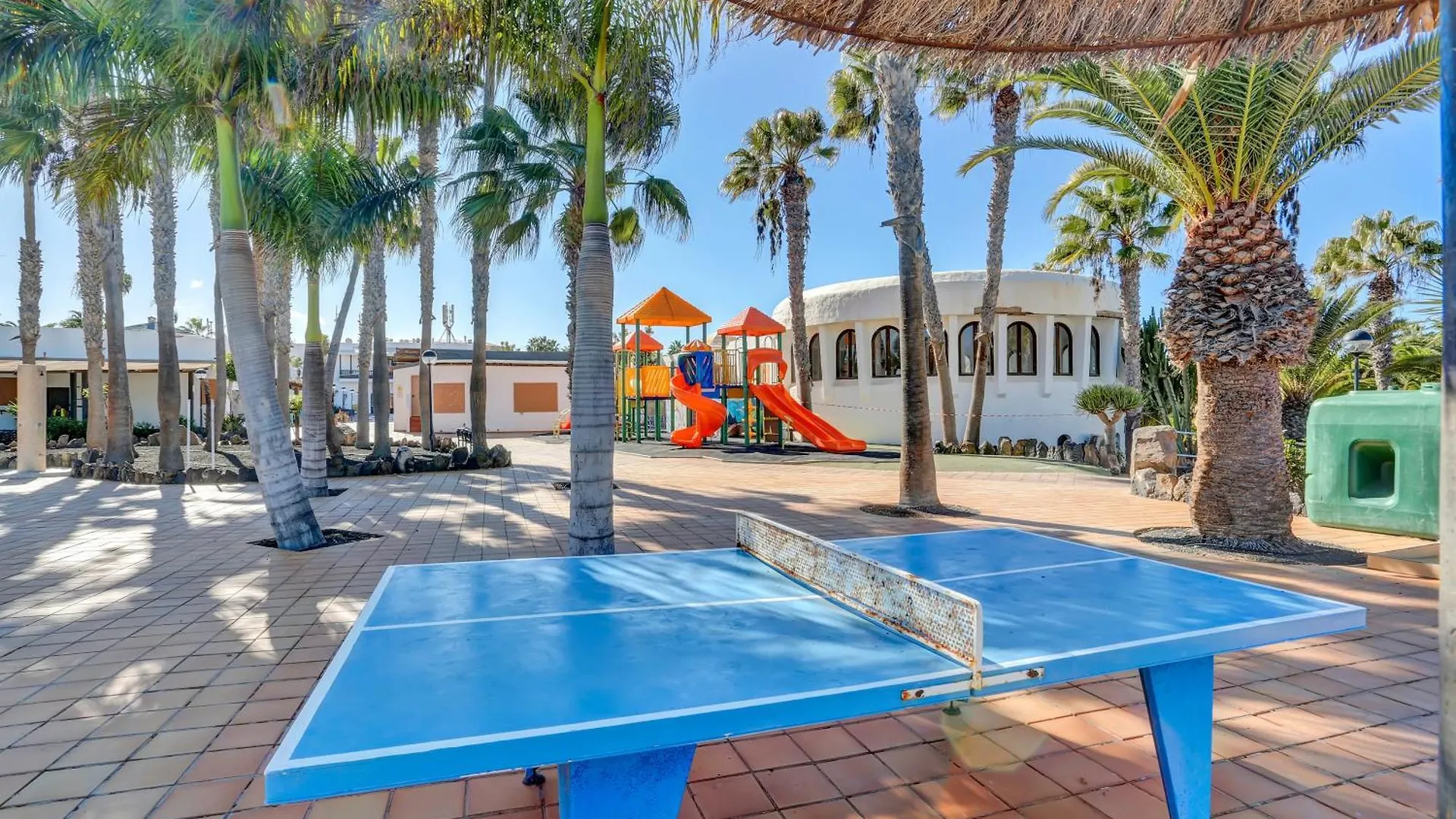 Oasis Duna Casa Jazz Pool Corralejo Spanje